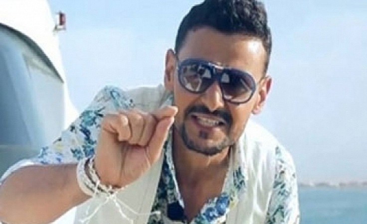 شاهدي ابن رامز جلال يُغنّي لوالده.. وهذا ردّ فعل رامز